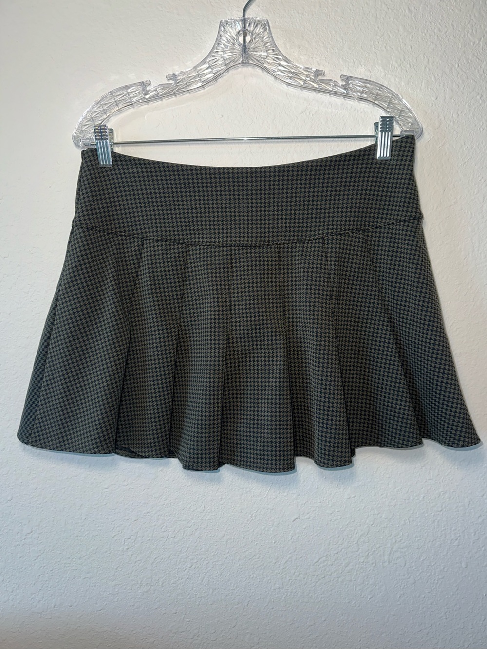 OFFLINE by Aerie pleated houndstooth mini skort / tennis skirt XL